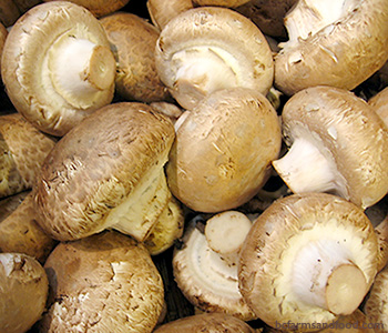 Crimini mushrooms may slow aging and offer other health benefits.